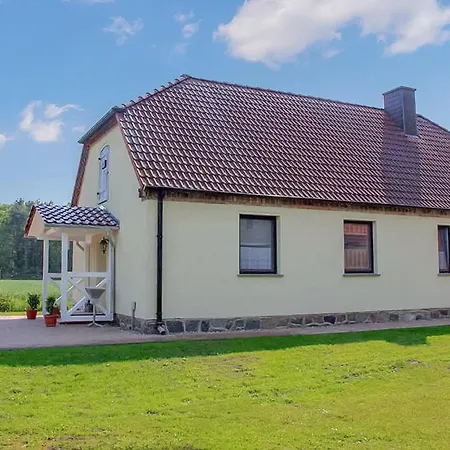 Ferienhaus Mirow Σπίτι διακοπών *